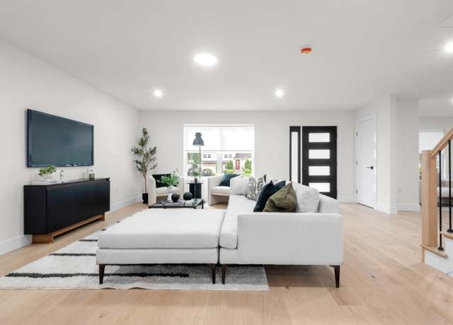 Property at 1283 RAHWAY Ave, Westfield, NJ 07090-1283, 4 beds, 3.5 baths
