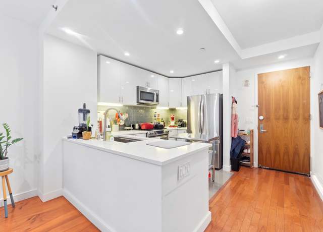 Property at 1 SHORE Ln #619, Jersey City, NJ 07302, 4 beds, 4 baths
