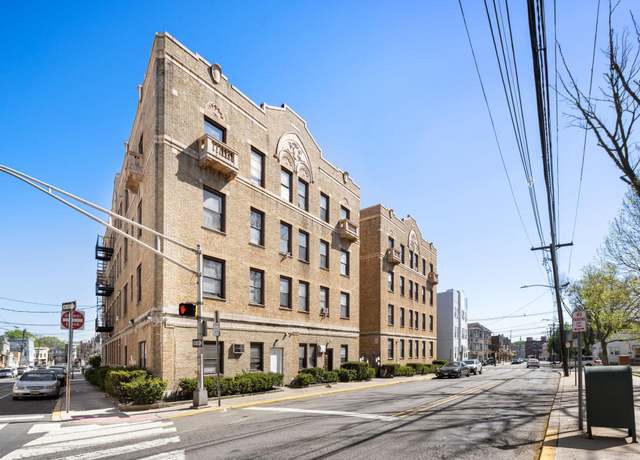 Property at 144 OLD BERGEN Rd Unit A5, Jersey City, NJ 07305, 2 beds, 1 bath