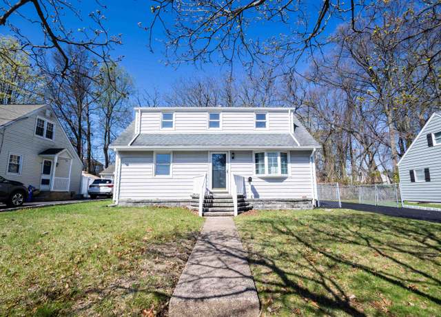 Property at 18 FARMINGDALE Ave, Bloomfield, NJ 07003, 4 beds, 2 baths