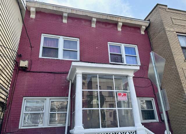 Property at 511 10TH St, Union City, NJ 07087, 5 beds, 4 baths