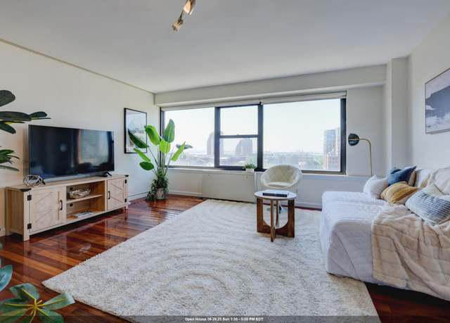 Property at 135 MONTGOMERY St Unit 11D, Jersey City, NJ 07302, 1 bed, 1 bath