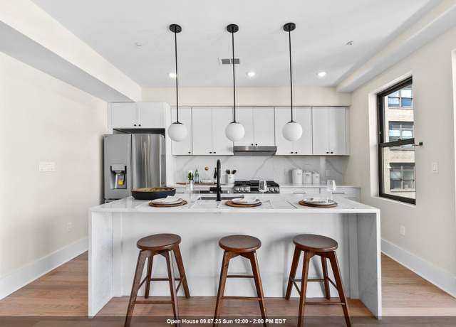 Property at 249 BERGEN Ave #302, Jersey City, NJ 07305, 3 beds, 2 baths
