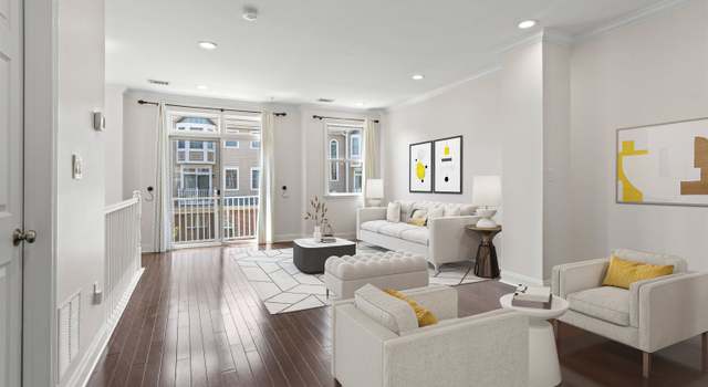 Photo of 293 ROSLYN Ct, West New York, NJ 07087