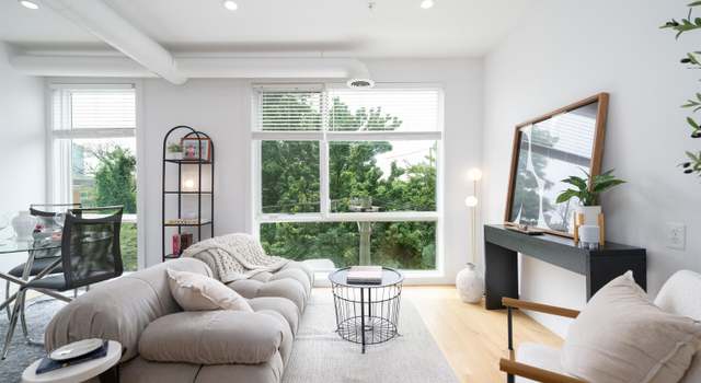 Photo of 414 1ST St #5, Jersey City, NJ 07302