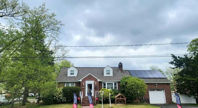 Photo of 403 HAMILTON St, Roselle, NJ 07203