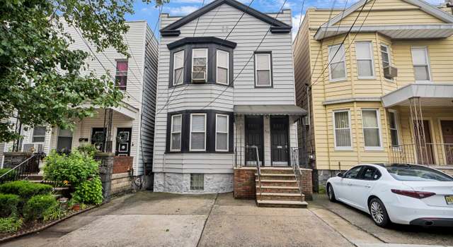 Photo of 205 OAK St, Weehawken, NJ 07086