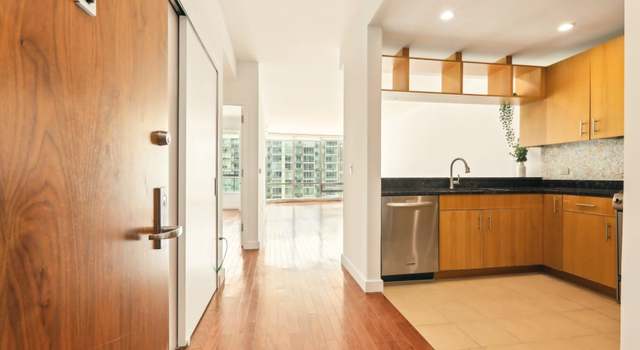 Photo of 1 SHORE Ln #2210, Jersey City, NJ 07310-2081