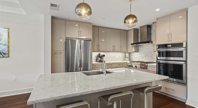 Photo of 150 HENLEY Pl #405, Weehawken, NJ 07086