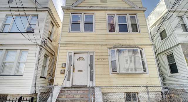 Photo of 109 WOODLAWN Ave, Jersey City, NJ 07305