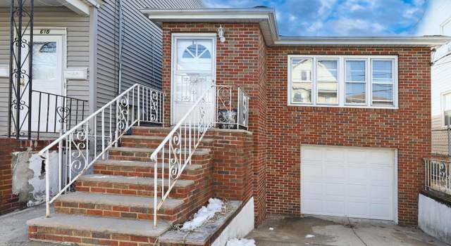 Photo of 613 WARREN St, Harrison, NJ 07029
