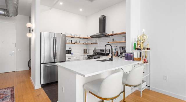 Photo of 234 10TH St #412, Jersey City, NJ 07302