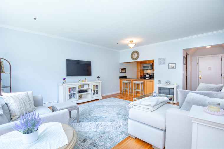 Photo of 72 PARK Ave Unit 2A Hoboken, NJ 07030