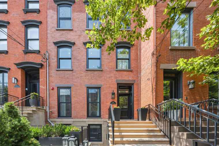 Photo of 606 BLOOMFIELD St Hoboken, NJ 07030