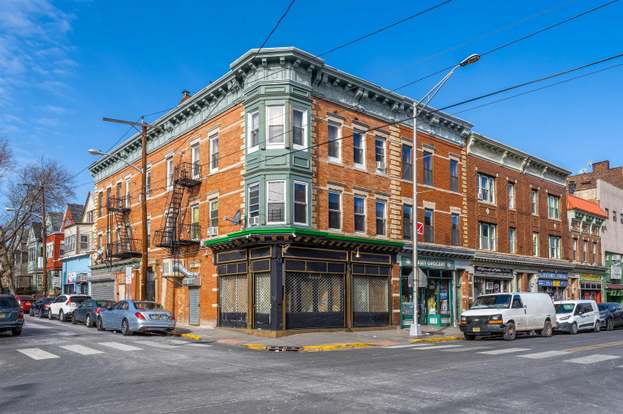 308 CLAREMONT Ave, JERSEY CITY, NJ 07305-1635 | MLS# 220018519 | Redfin