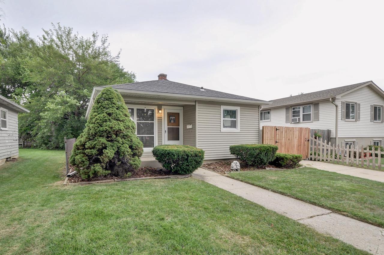 3307 Lasalle St, Racine, WI 53402 MLS 1602001 Redfin