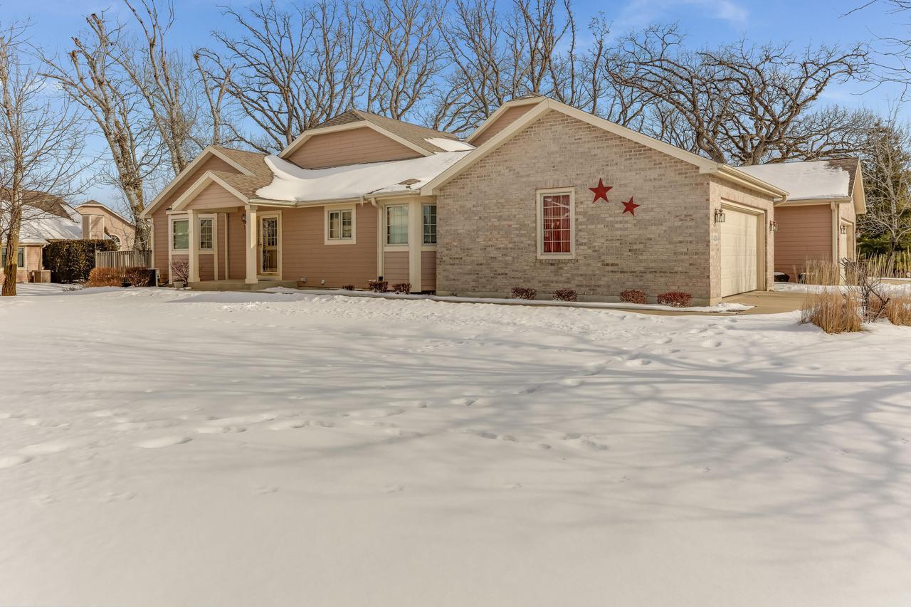 4234 Prairie Village Dr, Pleasant Prairie, WI 53142 MLS 1724099 Redfin