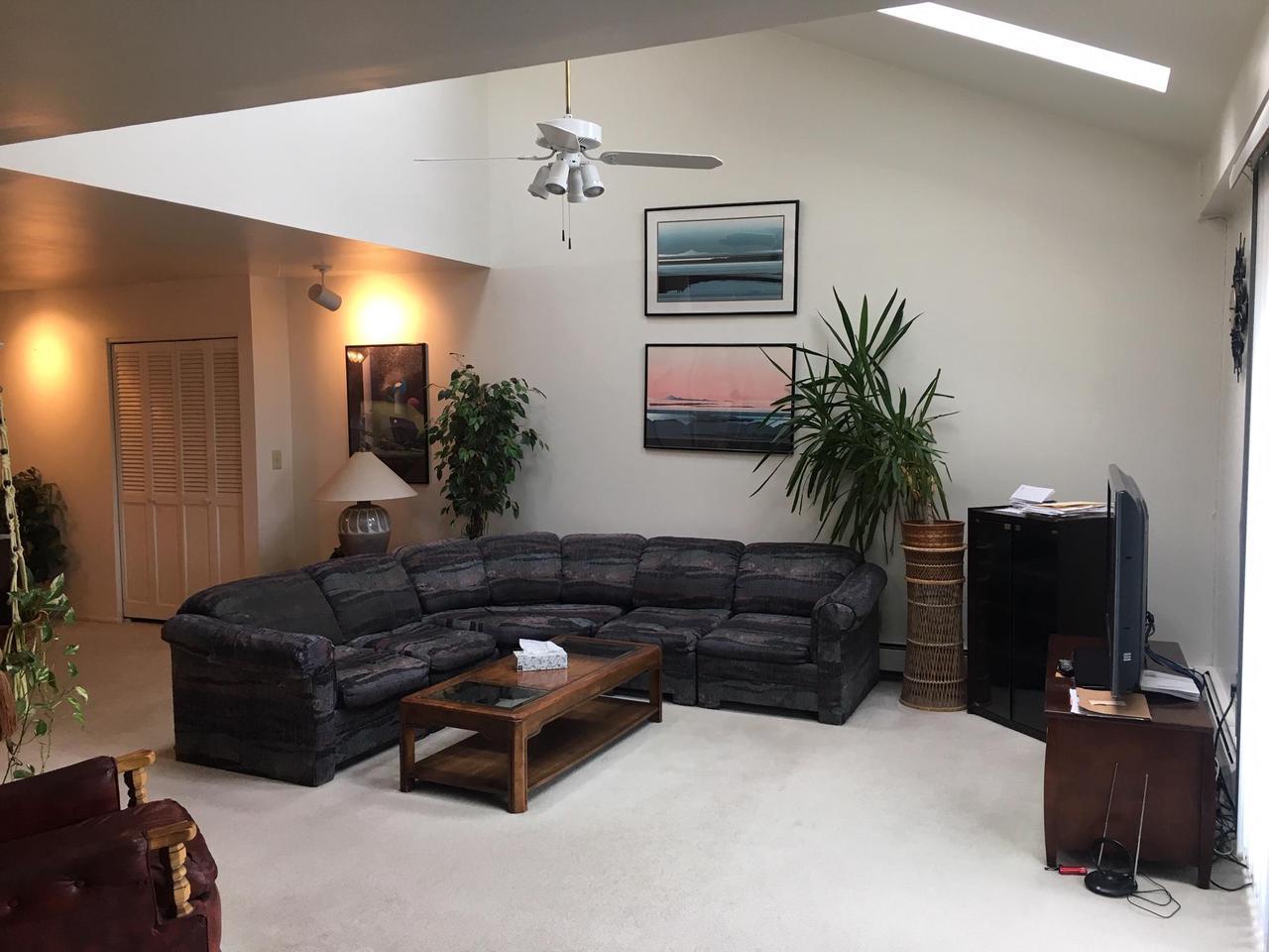 2025 E Greenwich Ave 311, Milwaukee, WI 53211 MLS 1635105 Redfin