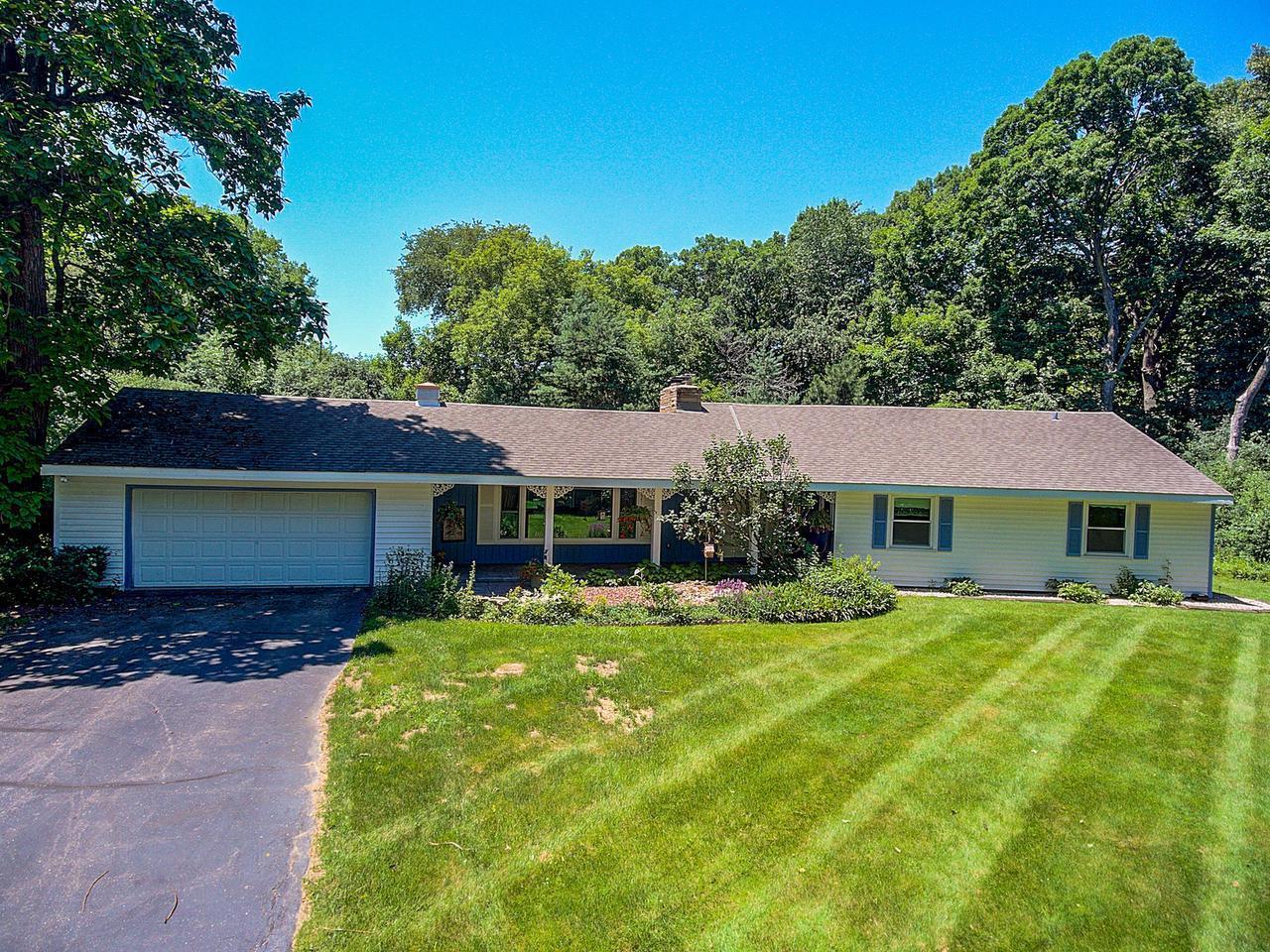 4606 W Deer Park Rd, Oconomowoc, WI 53066 MLS 1602171 Redfin