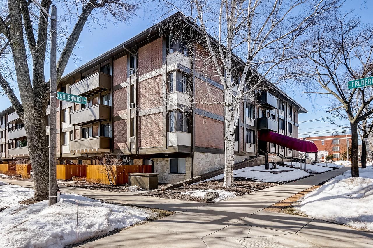 2025 E Greenwich Ave #117, Milwaukee, WI 53211  MLS# 1729285  Redfin