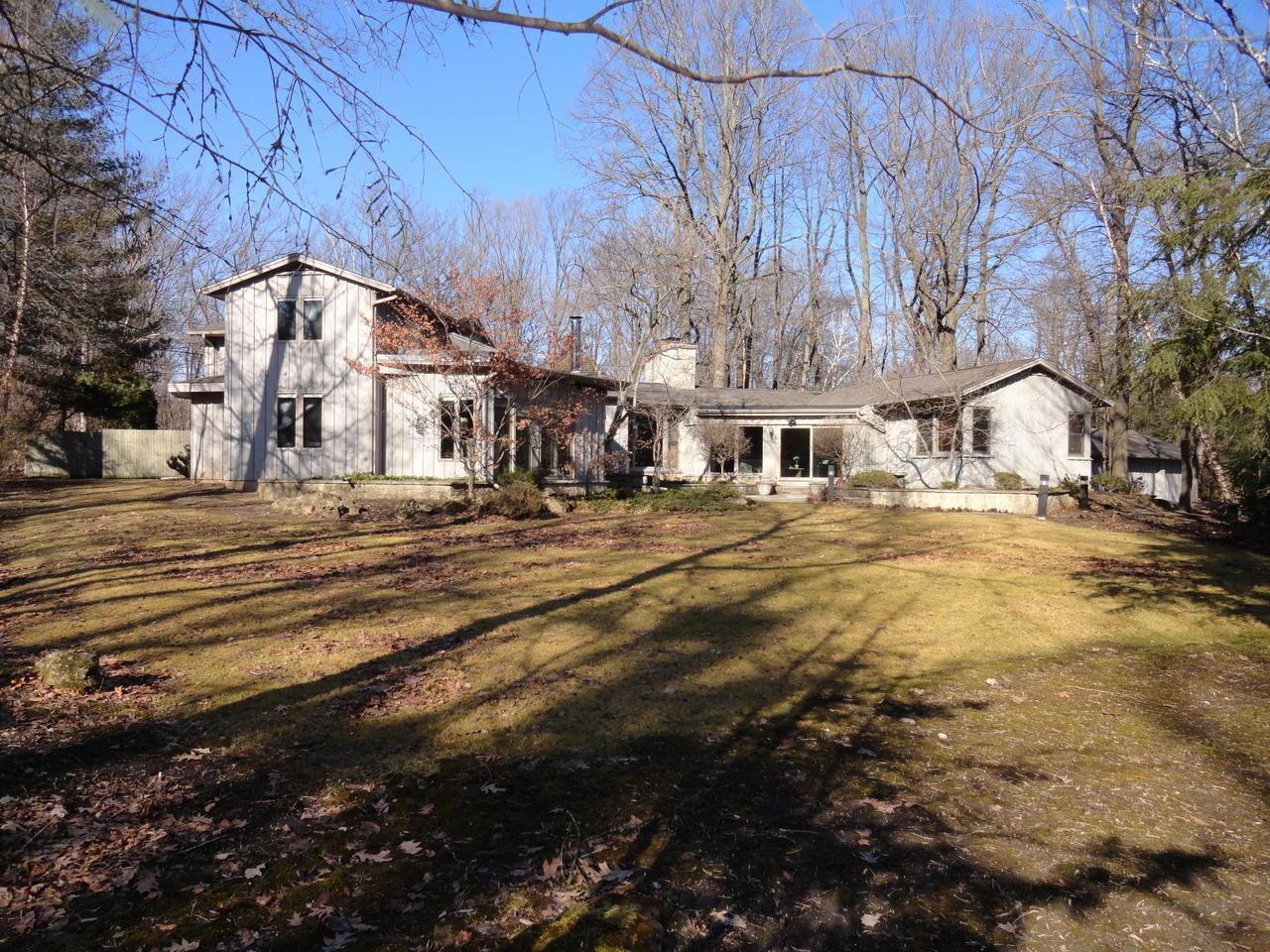 8244 N Gray Log Ln, Fox Point, WI 53217 MLS 1566327 Redfin
