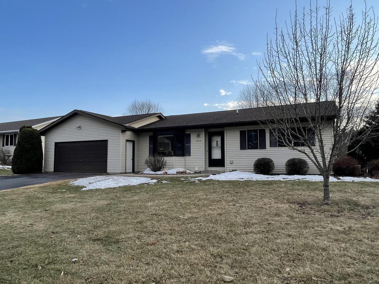 333 Regent Dr, La Crescent, MN 55947 | MLS# 1783330 | Redfin