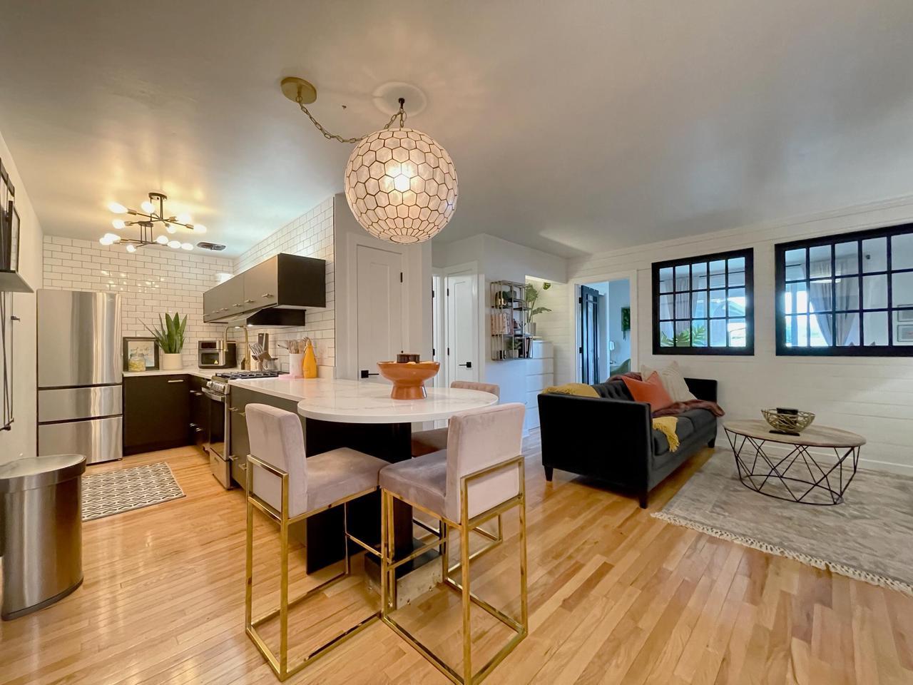 2025 E Greenwich Ave 315, Milwaukee, WI 53211 MLS 1841344 Redfin