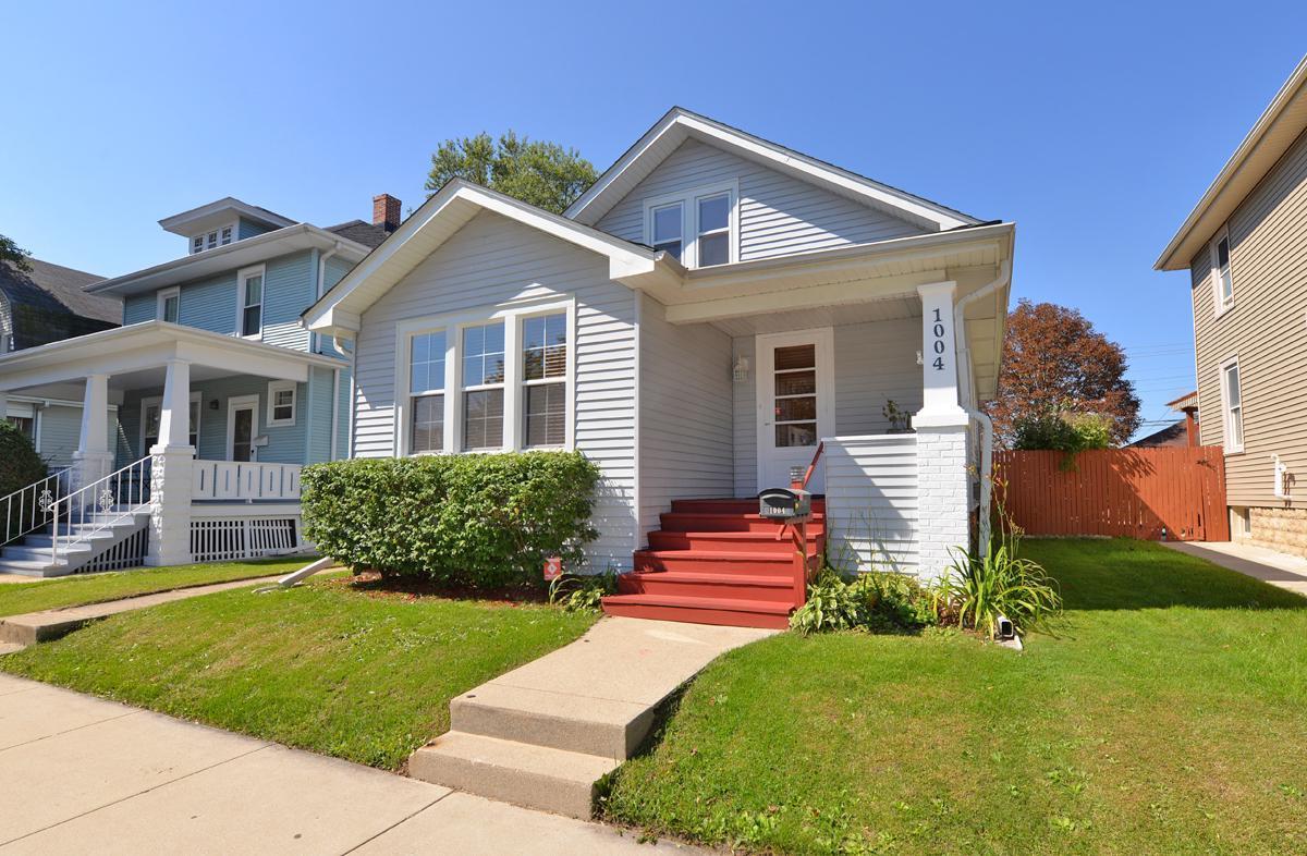 1004 Hayes Ave, Racine, WI 53405 MLS 1605384 Redfin
