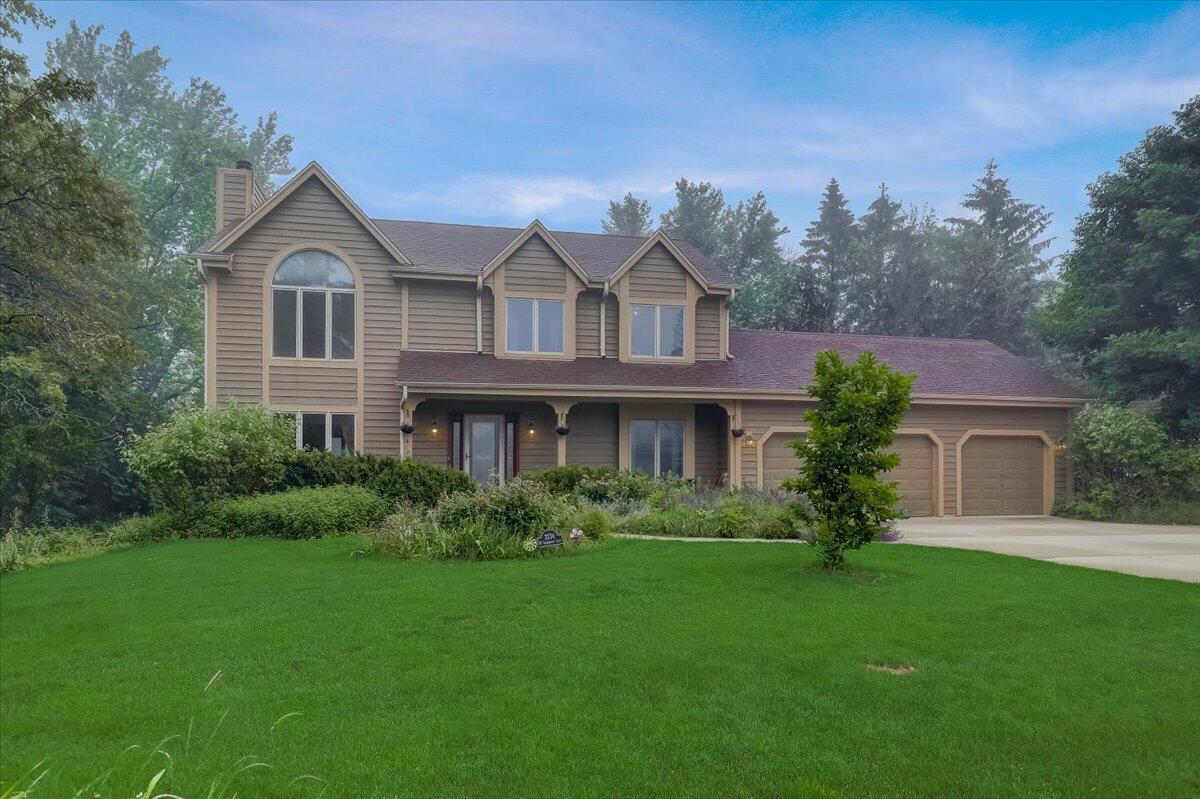 2234 W Glenbrook Ln, Mequon, WI 53092 MLS 1749462 Redfin