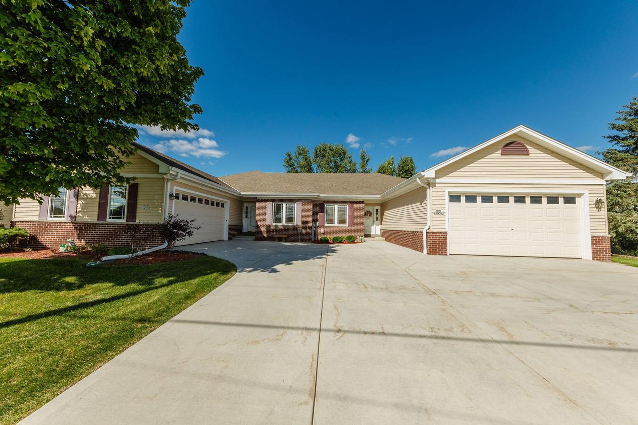 S86W19052 Woods Rd, Muskego, WI 53150 MLS 1812538 Redfin