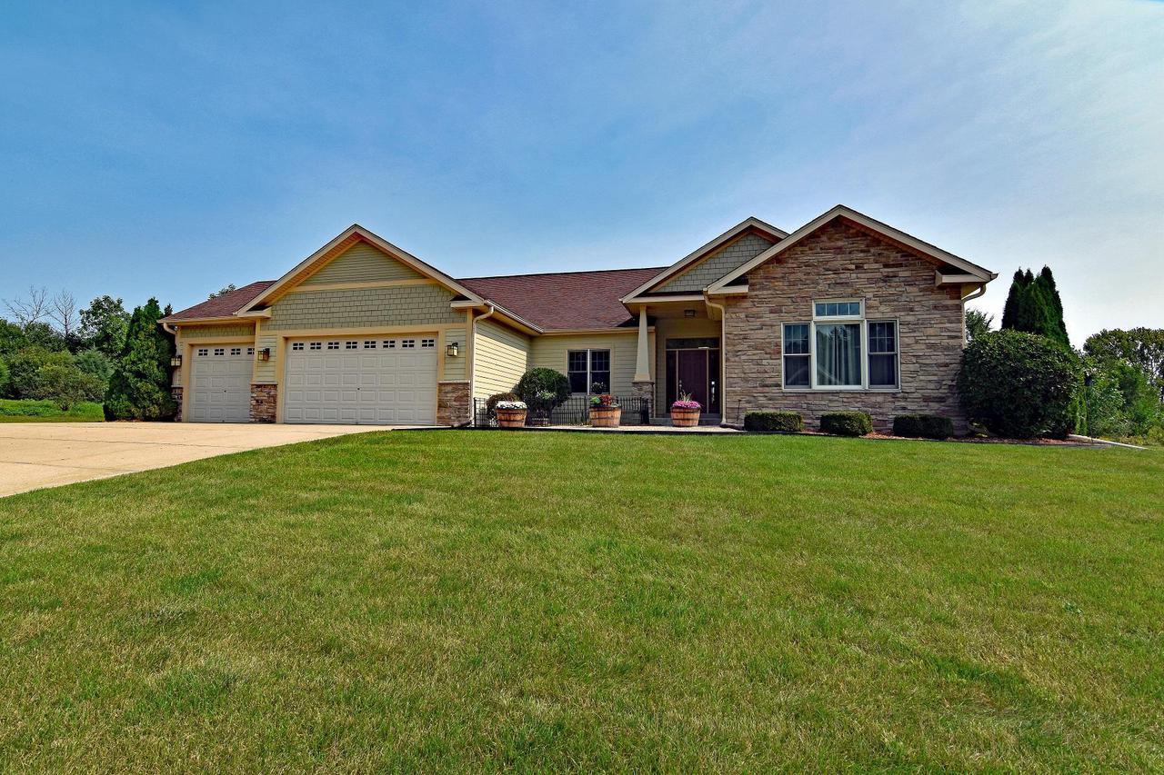 3011 Oakcrest Dr, Kansasville, WI 53139 MLS 1710549 Redfin