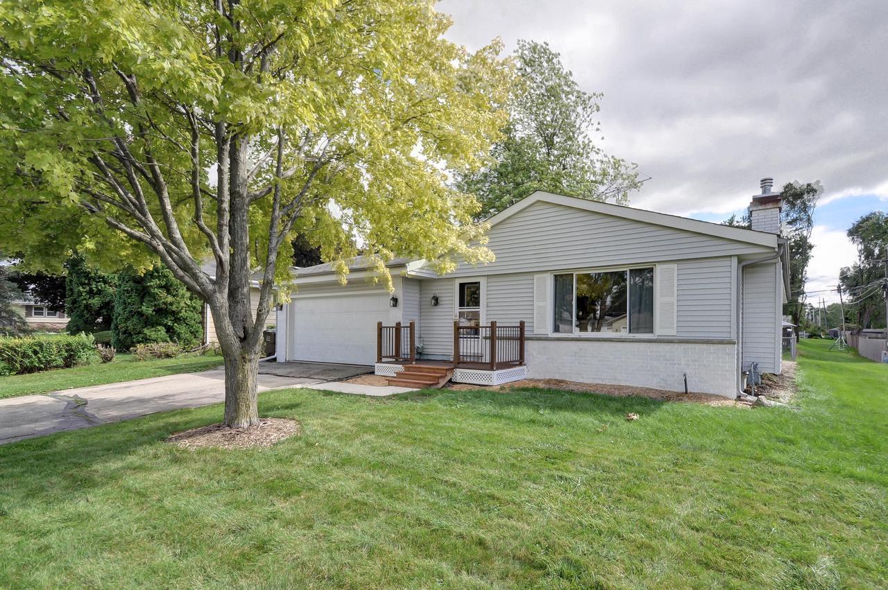 809 16th Ave, Union Grove, WI 53182 MLS 1658638 Redfin