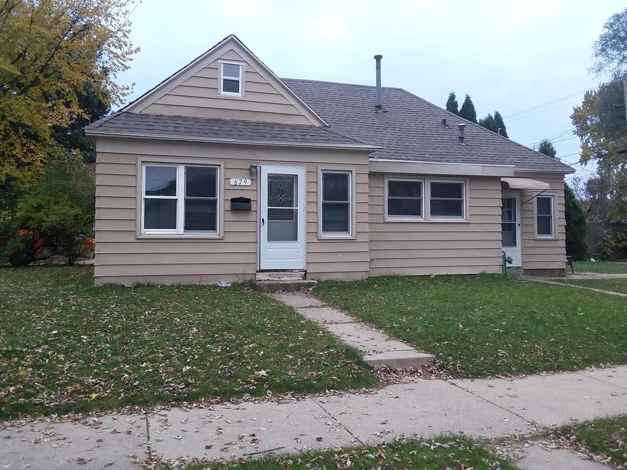 679 S 105th St, West Allis, WI 53214 | MLS# 1615734 | Redfin