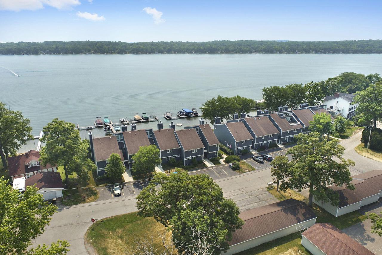 514 Bay View Ave 20, Twin Lakes, WI 53181 MLS 1839869 Redfin