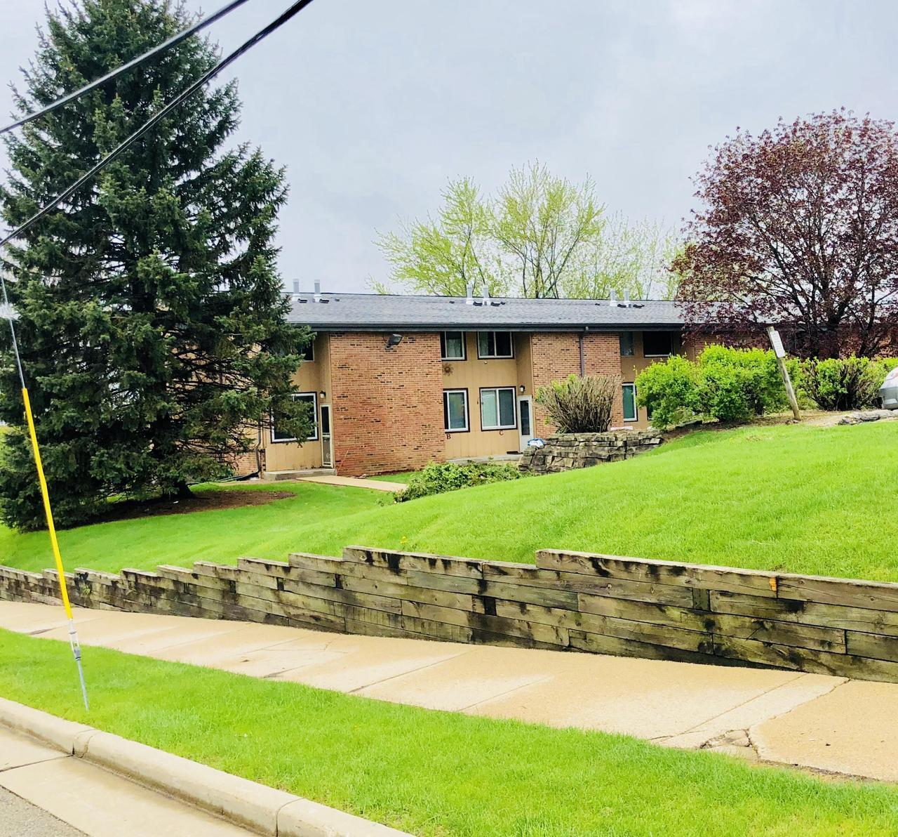 1444 Big Bend Rd Unit C, Waukesha, WI 53189 MLS 1586892 Redfin