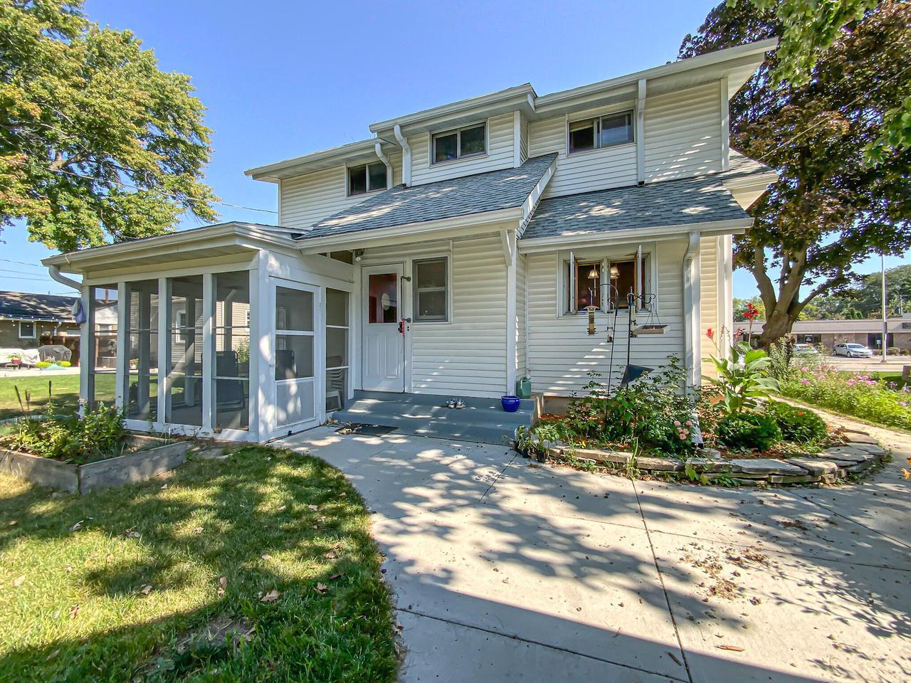 n85w16203-appleton-ave-menomonee-falls-wi-53051-mls-1829947-redfin