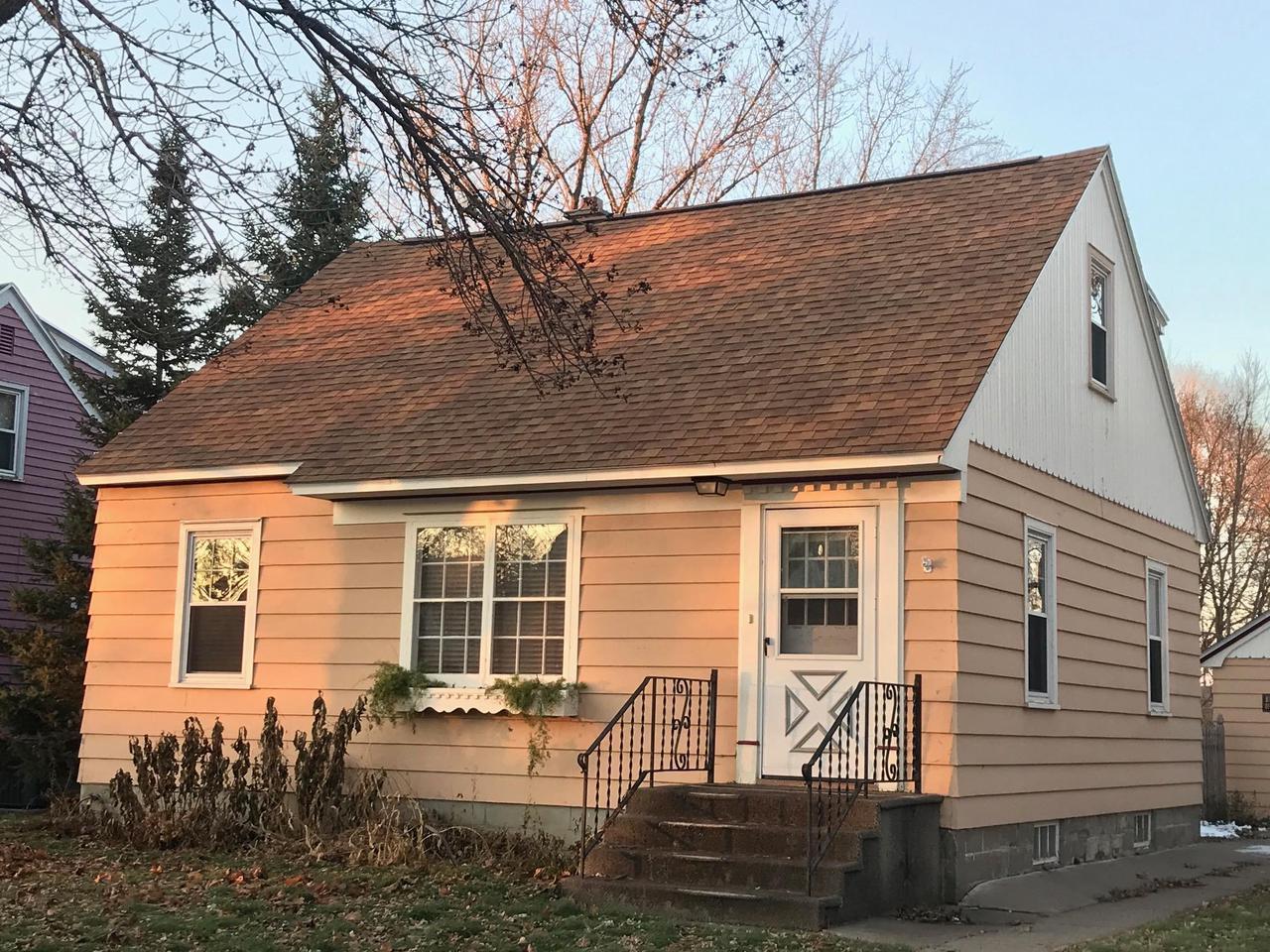 2517 Hewitt St, La Crosse, WI 54601 MLS 1667962 Redfin