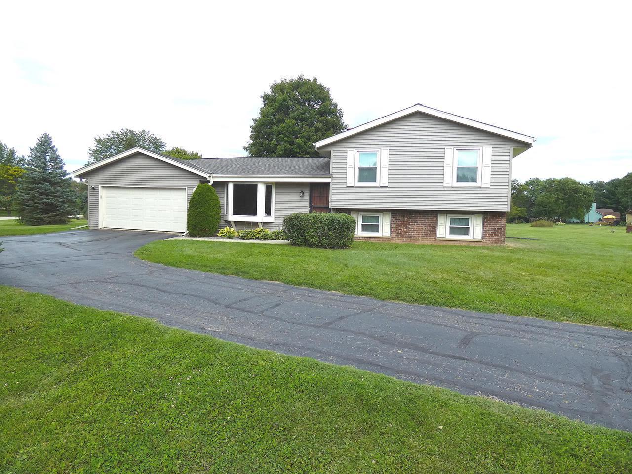 201 Corby Dr, North Prairie, WI 53153 MLS 1661970 Redfin
