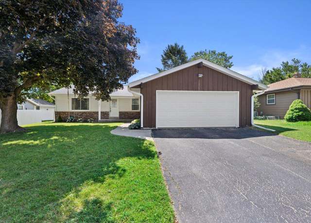 Property at 1705 Michigan Ave, Waukesha, WI 53188, 3 beds, 2.5 baths