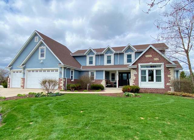 Property at 12530 W New Haven Ct, New Berlin, WI 53151, 5 beds, 3.5 baths
