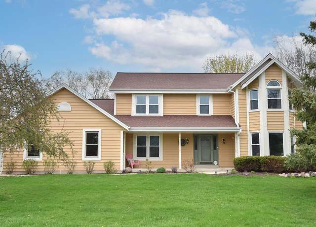 Property at N49W17390 Sheffield Ln, Menomonee Falls, WI 53051, 3 beds, 2.5 baths