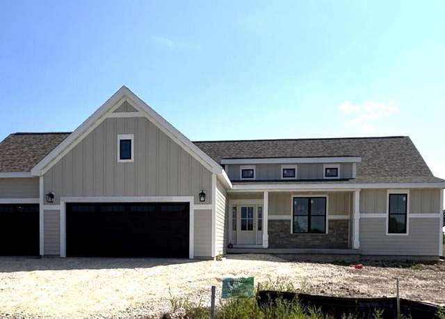 Property at 9902 N Migratory Ln, Mequon, WI 53097, 3 beds, 2.5 baths