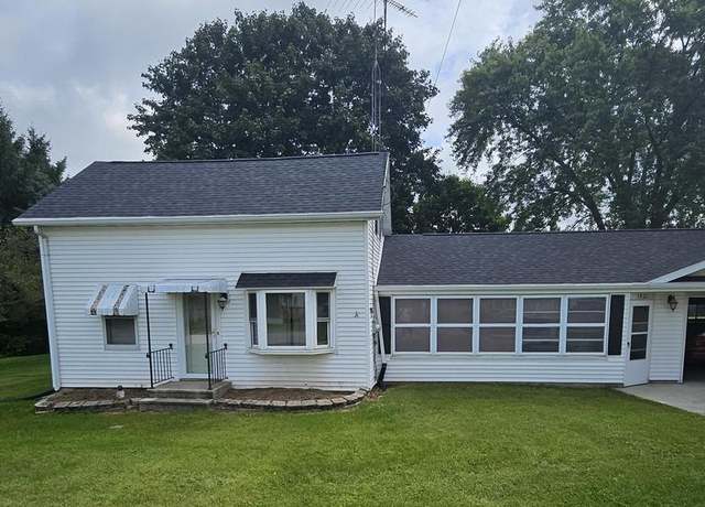 Property at 1521 Main St, Saint Cloud, WI 53079, 3 beds, 1.5 baths