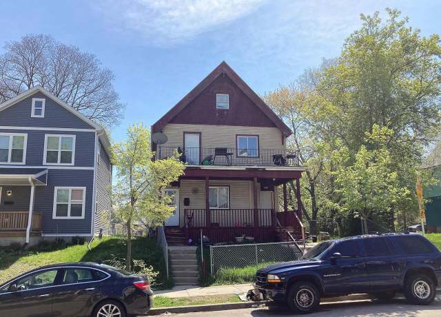 Property at 3402 N 3rd St #3404, Milwaukee, WI 53212, 4 beds, 2 baths