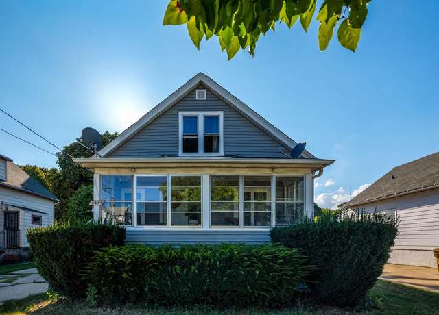 Property at 4524 18th Ave, Kenosha, WI 53140, 3 beds, 1 bath