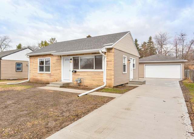 Property at 204 W Armour Ave, Milwaukee, WI 53207, 2 beds, 1 bath