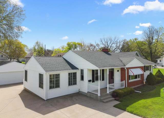 Property at 327 N Church St, Elkhorn, WI 53121, 3 beds, 2 baths