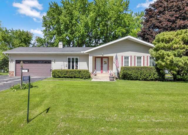 Property at 402 Ryan Ave, Rochester, WI 53105, 3 beds, 2 baths