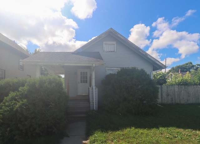 Property at 7002 16th Ave, Kenosha, WI 53143, 2 beds, 1 bath