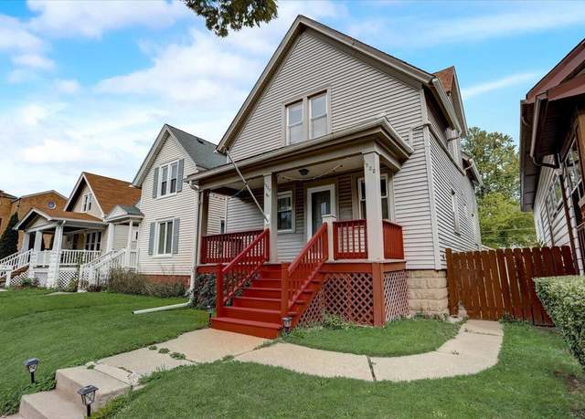 Property at 1520 S 73rd St #1522, West Allis, WI 53214, 3 beds, 2 baths